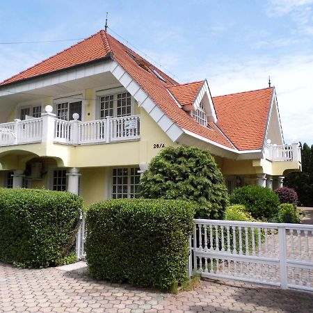 Millennium Villa Кестхей Экстерьер фото