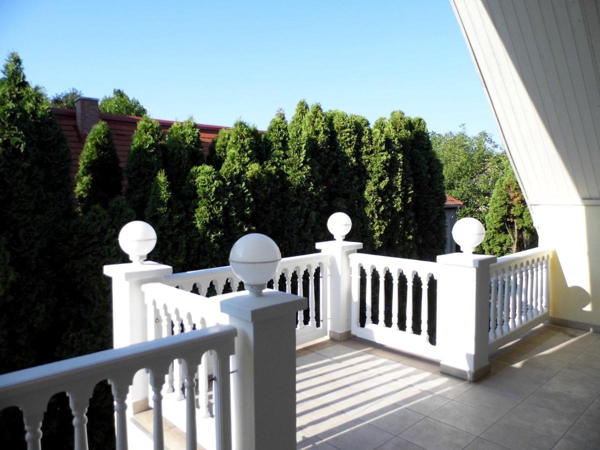 Millennium Villa Кестхей Экстерьер фото