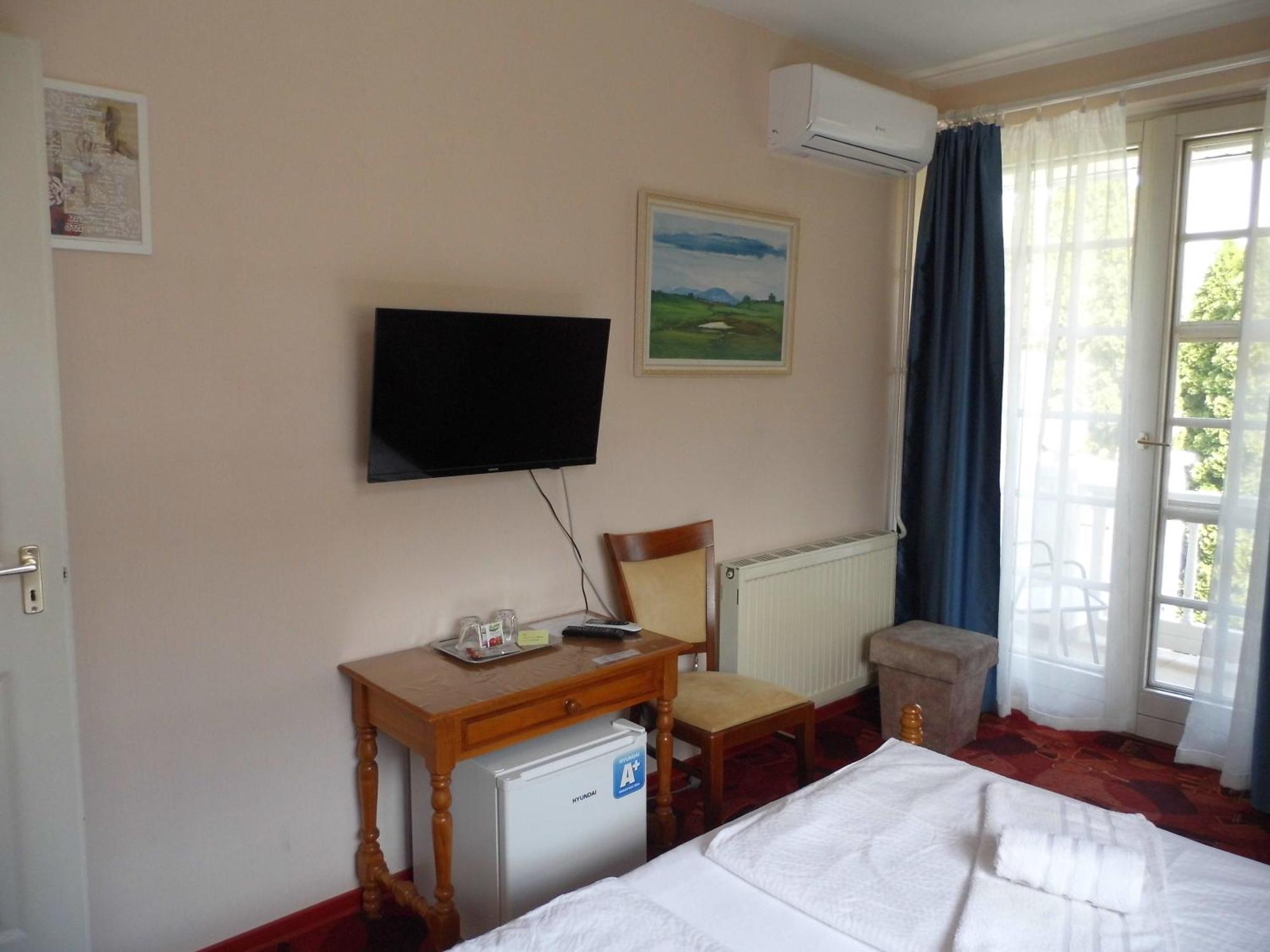 Millennium Villa Кестхей Номер фото