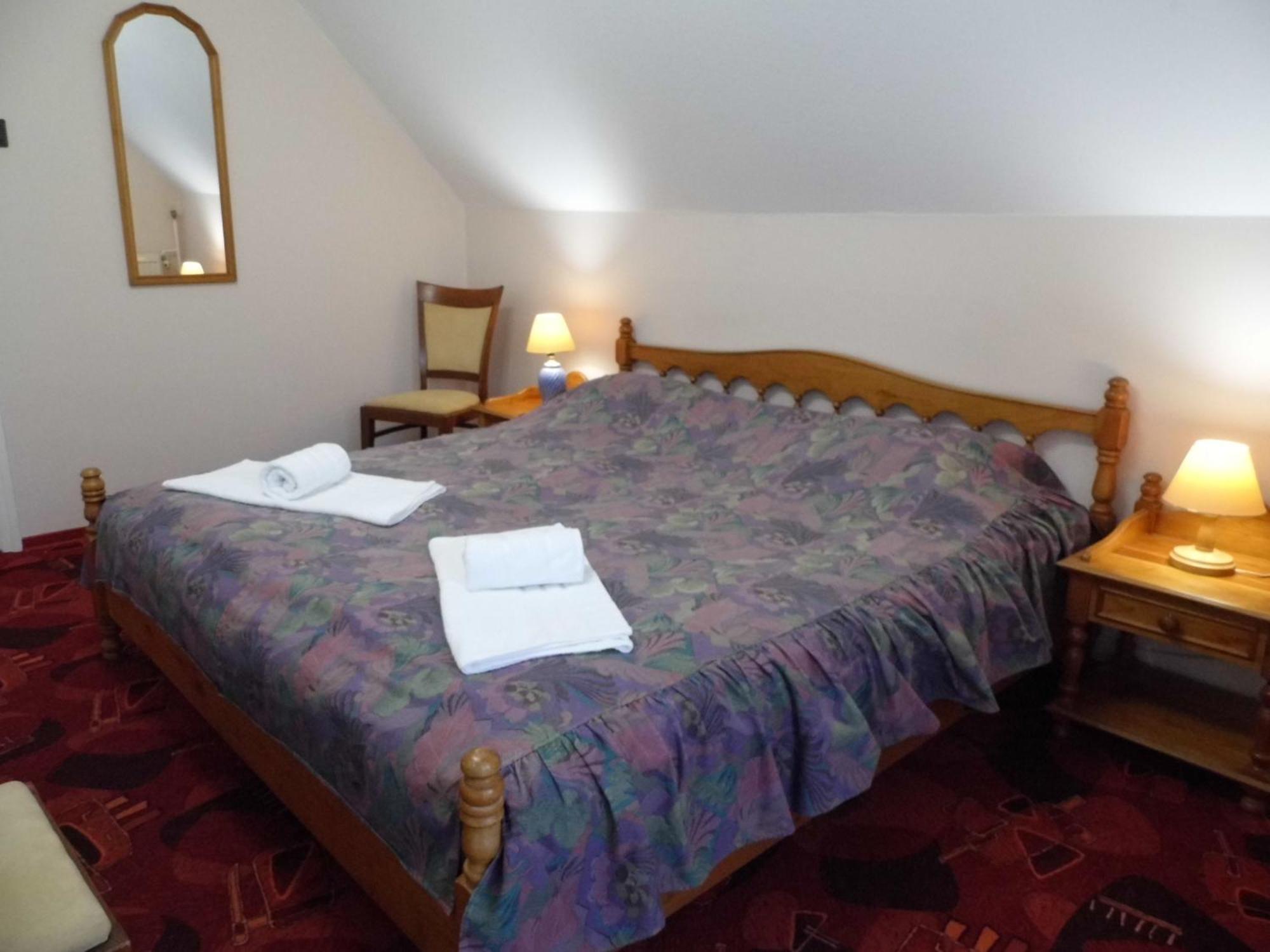 Millennium Villa Кестхей Номер фото