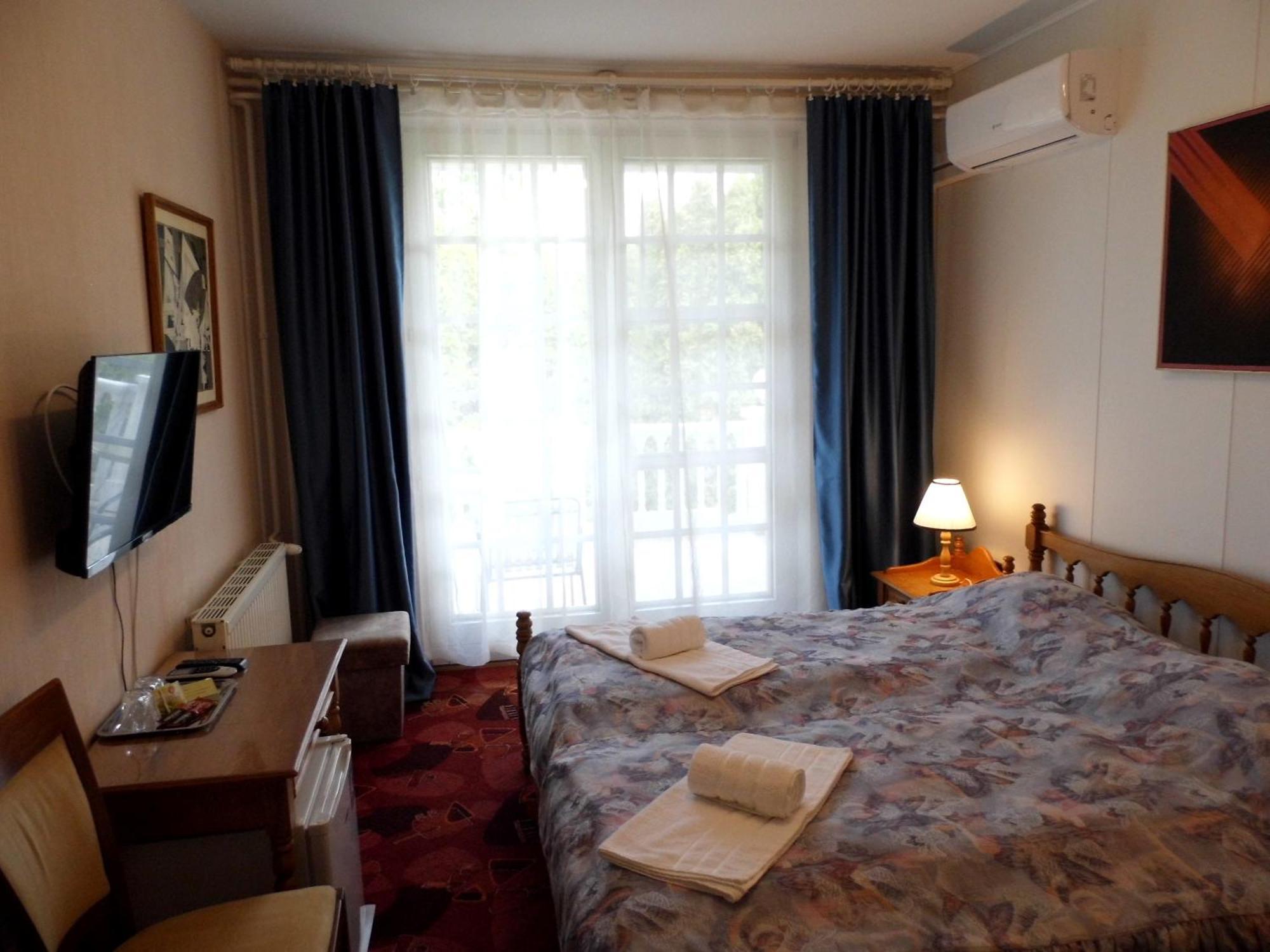 Millennium Villa Кестхей Номер фото